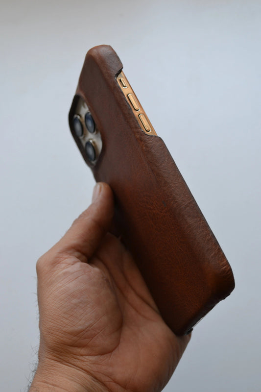 DERİ İPHONE KILIFI