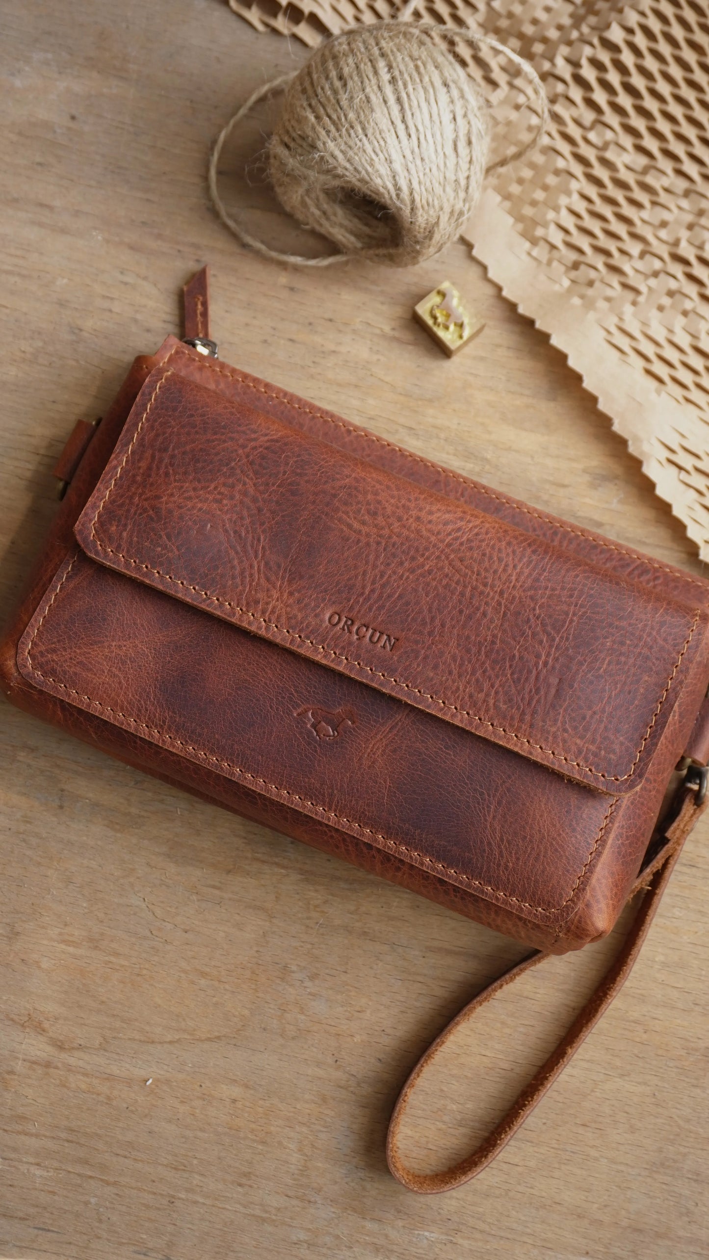 KİSO DERİ EL & OMUZ ÇANTASI